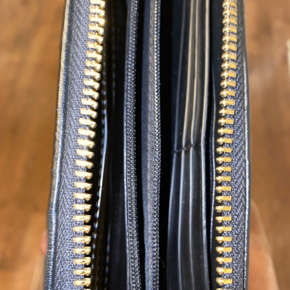 AUTHENTIC COACH WOMEN’S WALLET - Picture 3 of 5